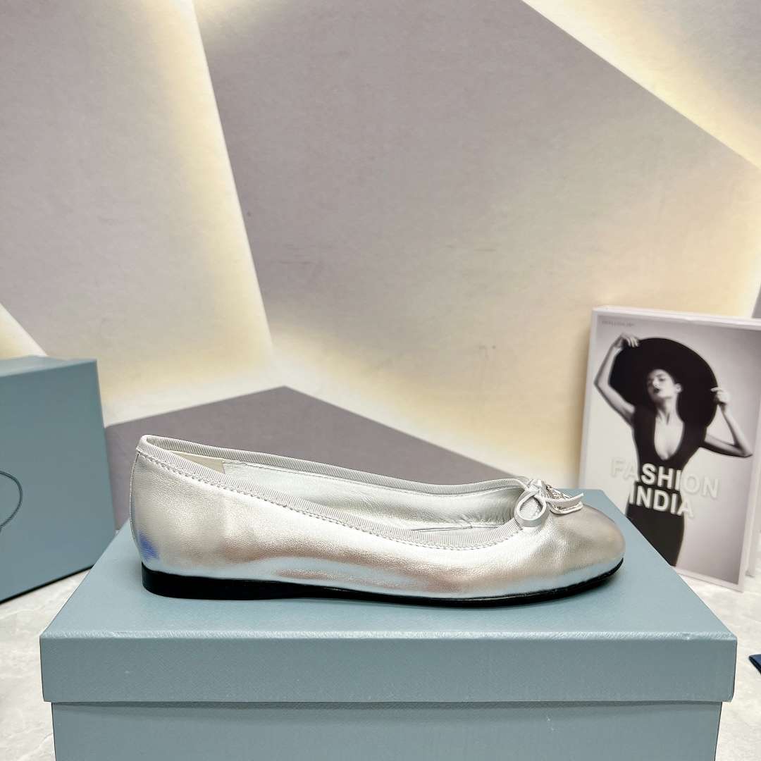 Pra*a Nappa Ballerinas Silver For Women