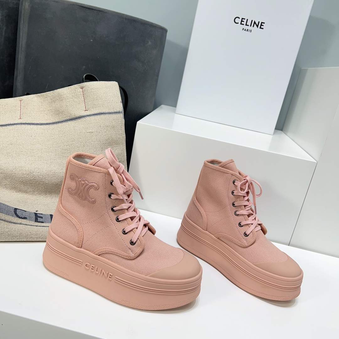 Ce1i*e Block With Triomphe Patch In Canvas Light Pink For Women