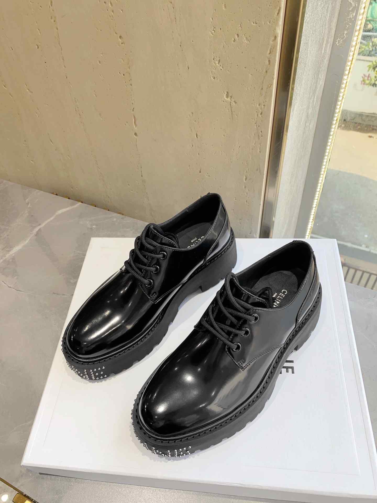 Ce1i*e Bulky Derby With Studded Outsole Black For Women 353303602C.38NO