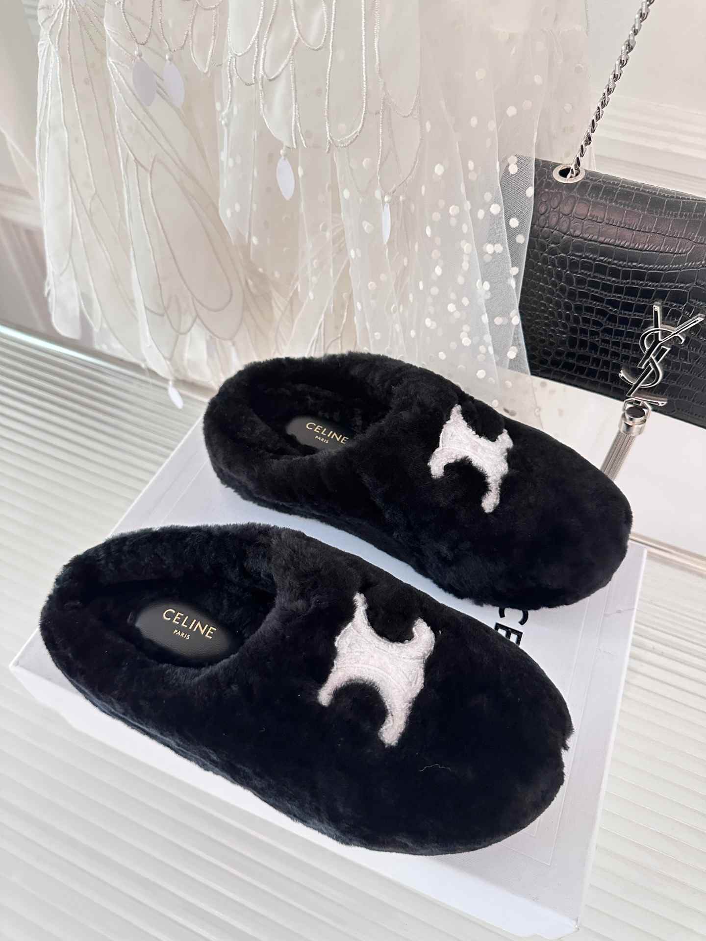 Ce1i*e Ce1i*e Fur Mule In Shearling Black For Women