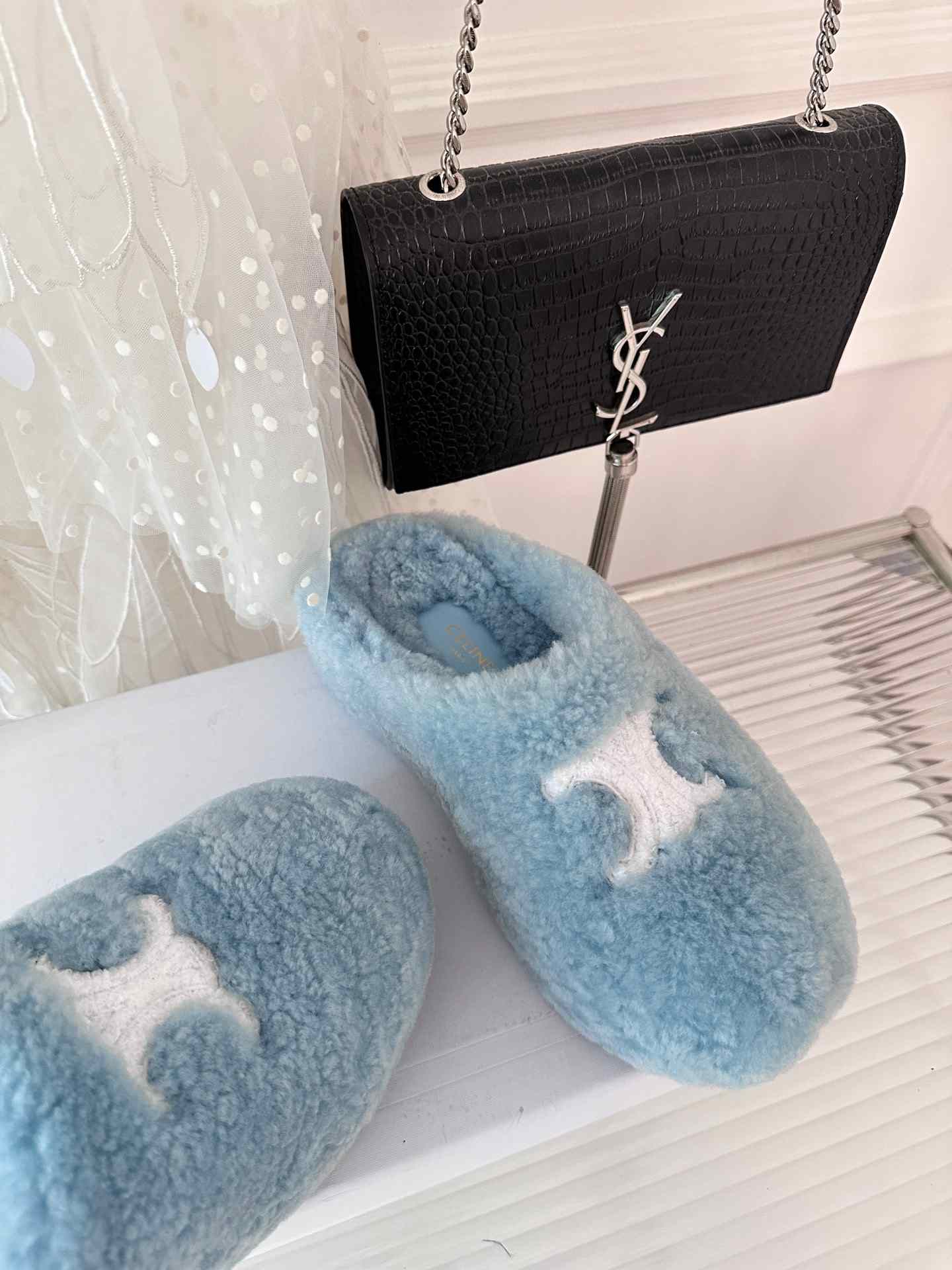 Ce1i*e Ce1i*e Fur Mule In Shearling Blue For Women