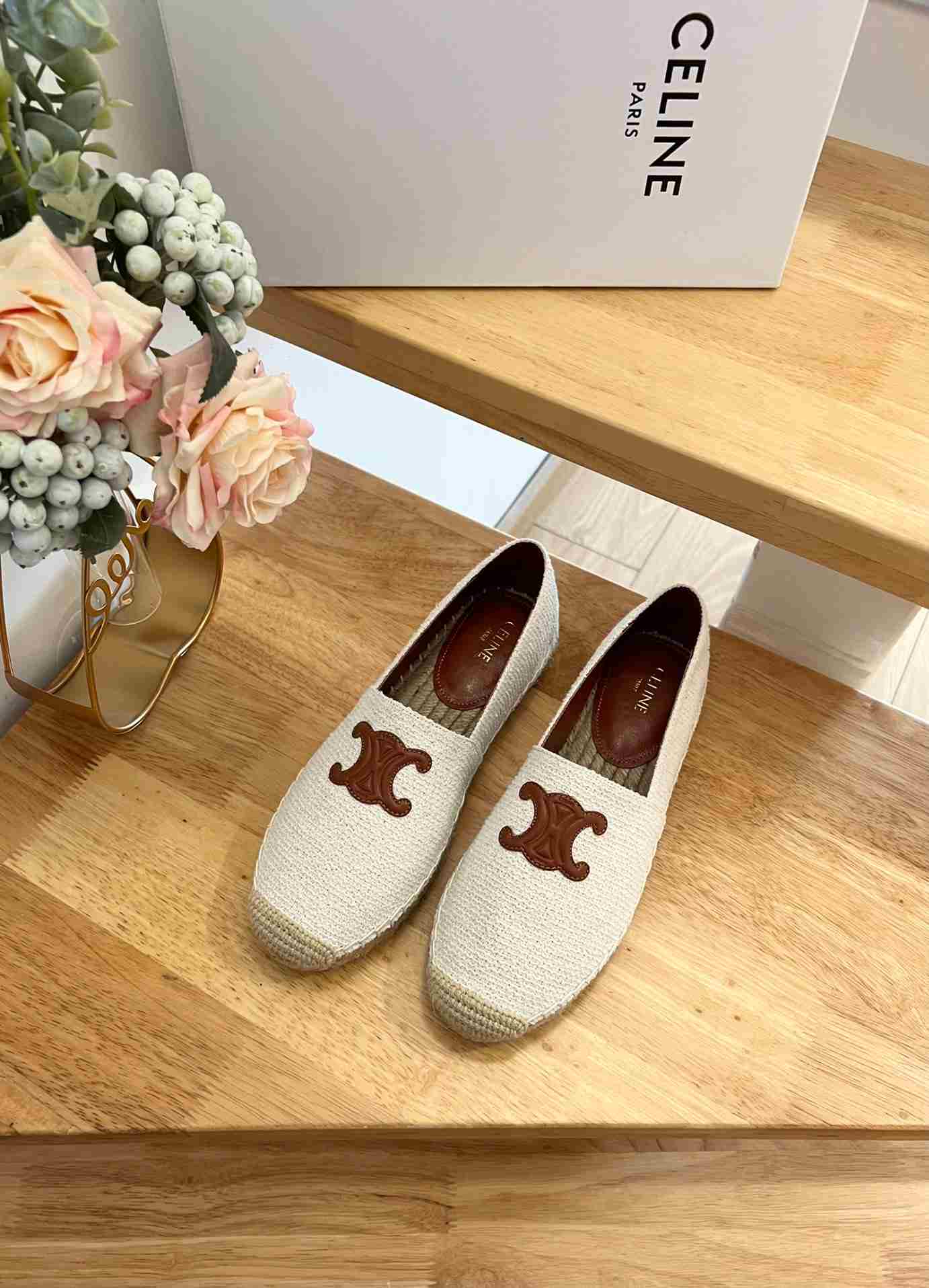 Ce1i*e Flat Espadrille With Triomphe Patch Signature In Tweed White For Women