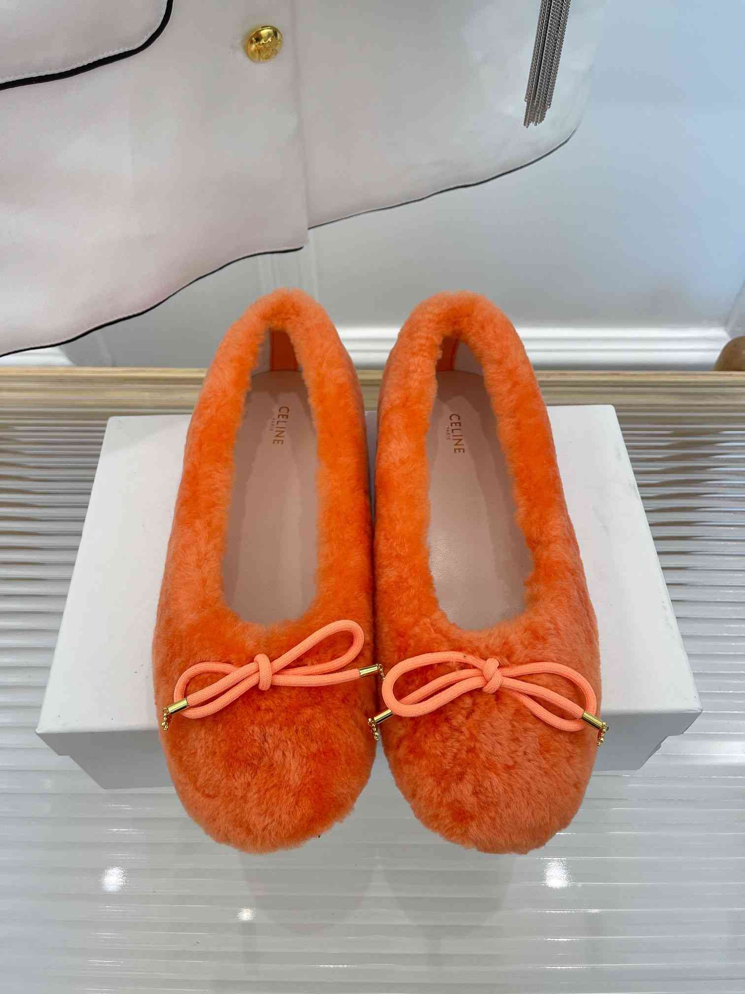 Ce1i*e Les Ballerines Ce1i*e Ballerina With Triomphe Laces And Fur Orange For Women