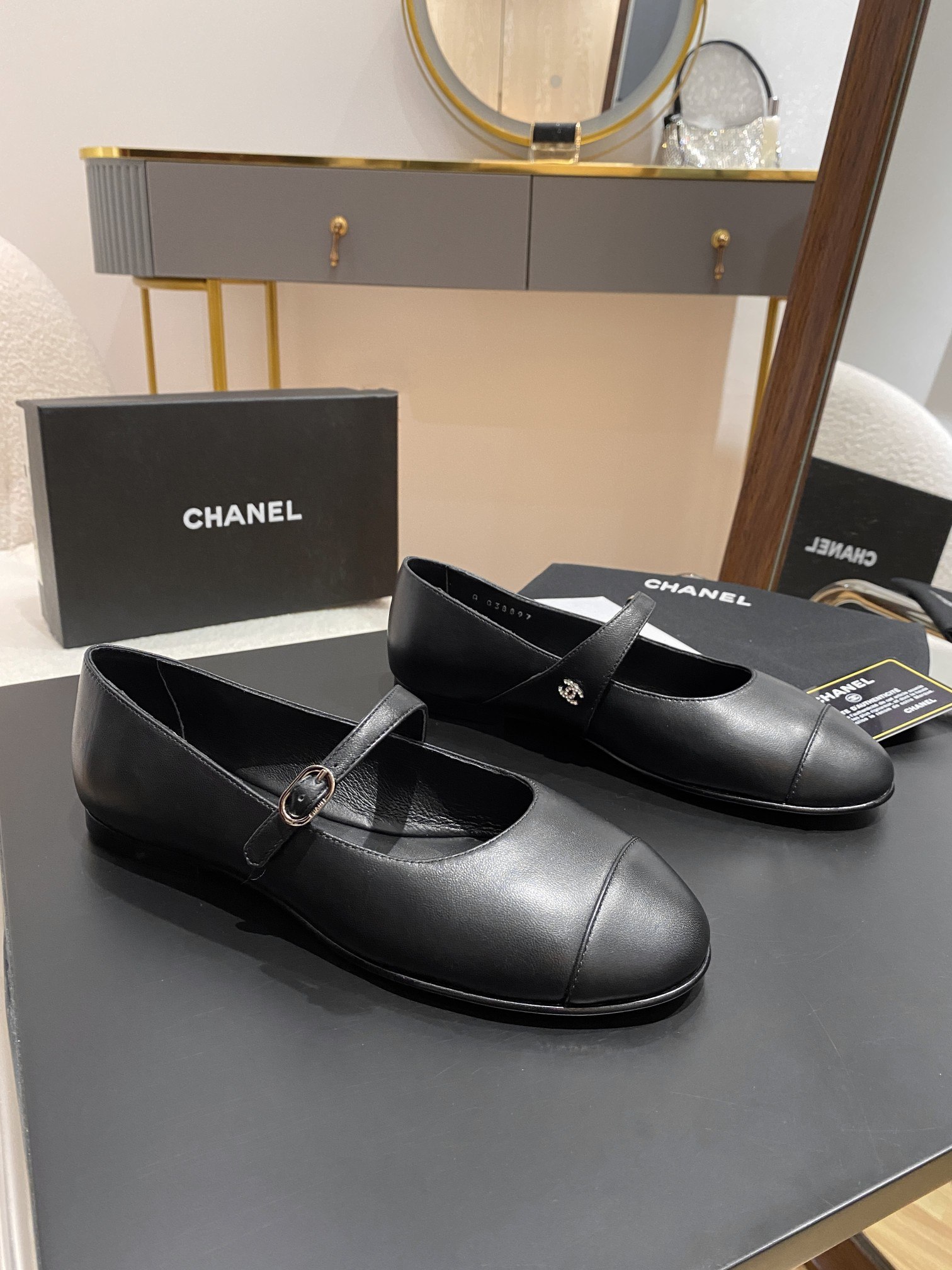 Ch**el Flat Shoes Black For Women