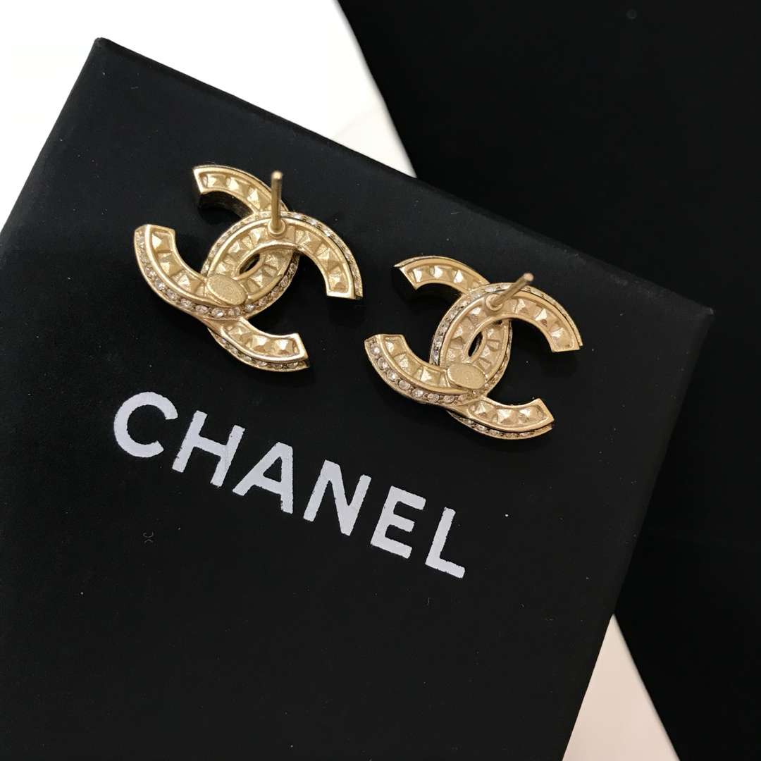 Ch**el Halo CC Earrings Gold For Women