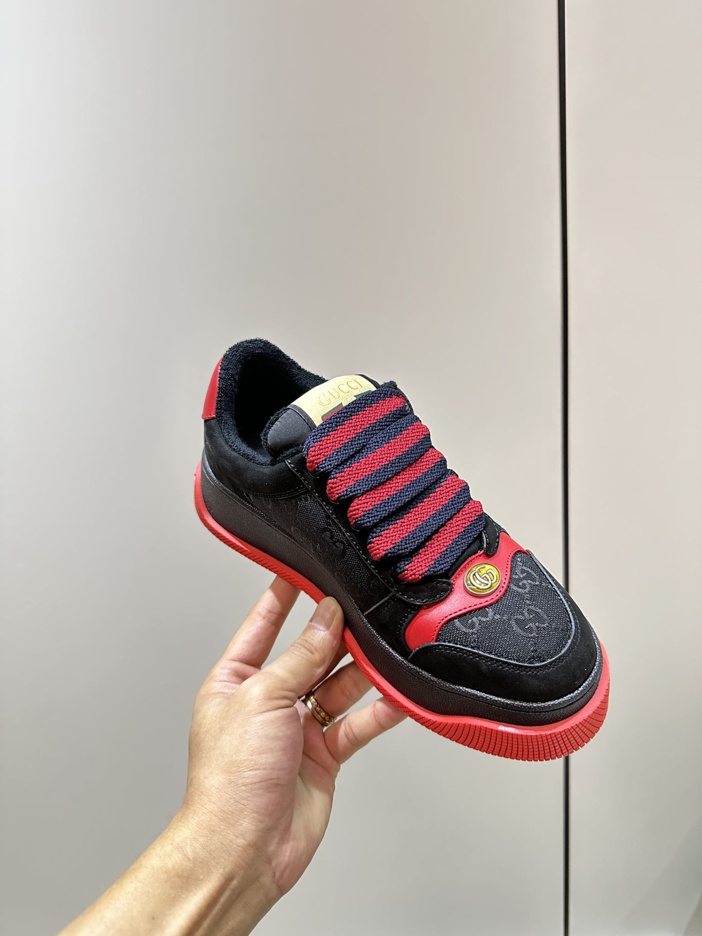 Gvc*1 Screener Sneaker Red For Women