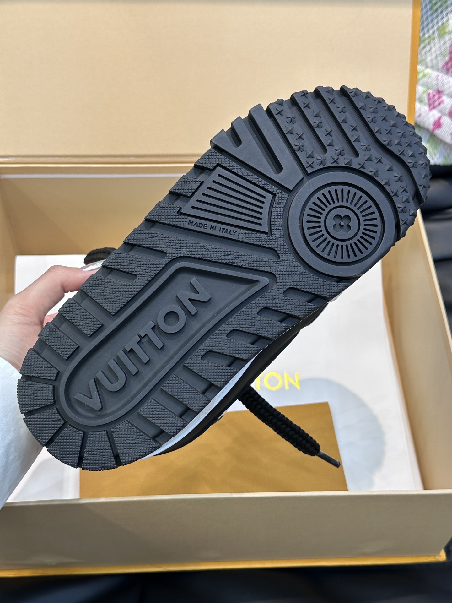 L0vis Vvtt0n Trainer Maxi Sneaker LV Black For Women