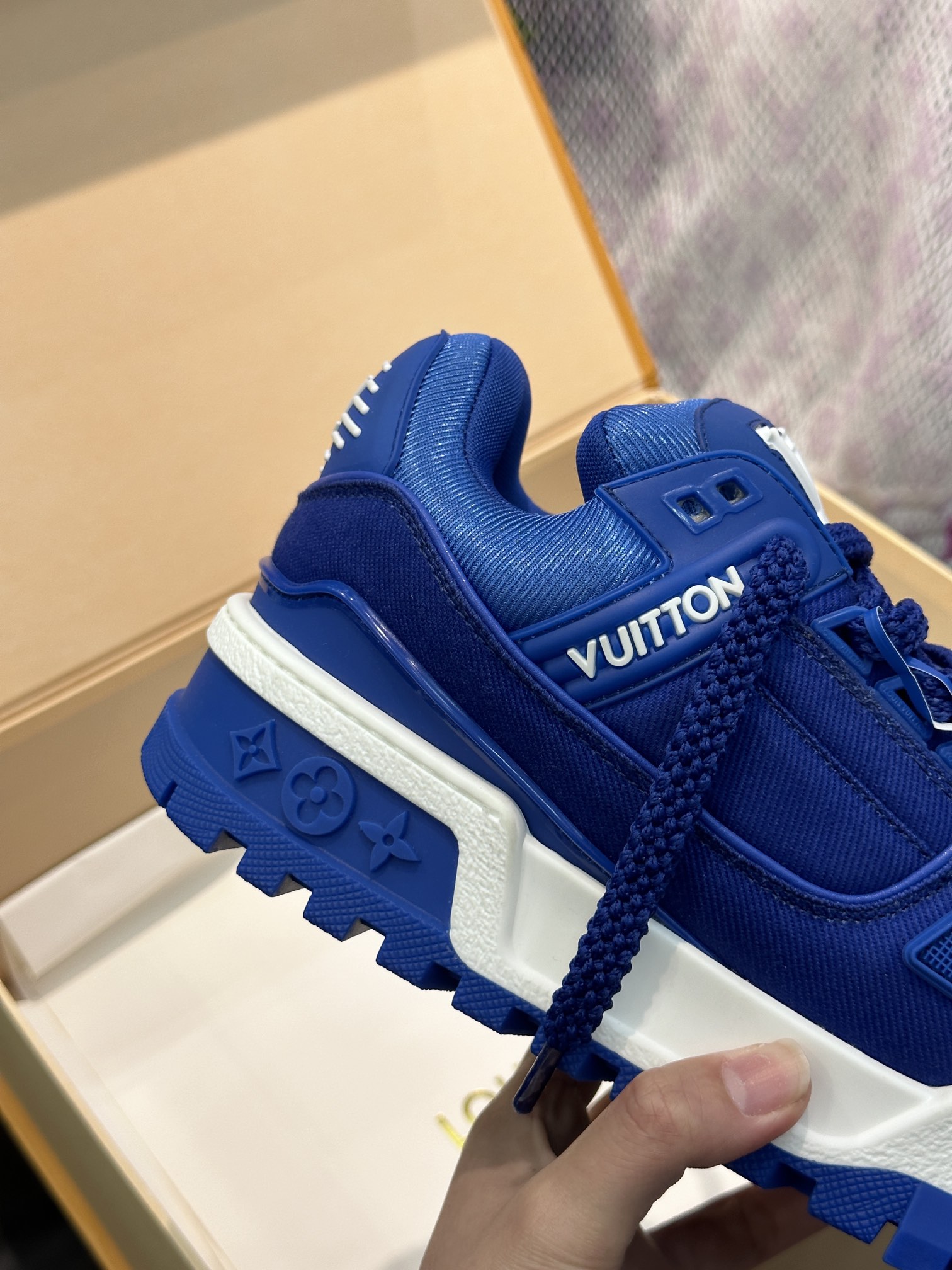 L0vis Vvtt0n Trainer Maxi Sneaker LV Blue For Women