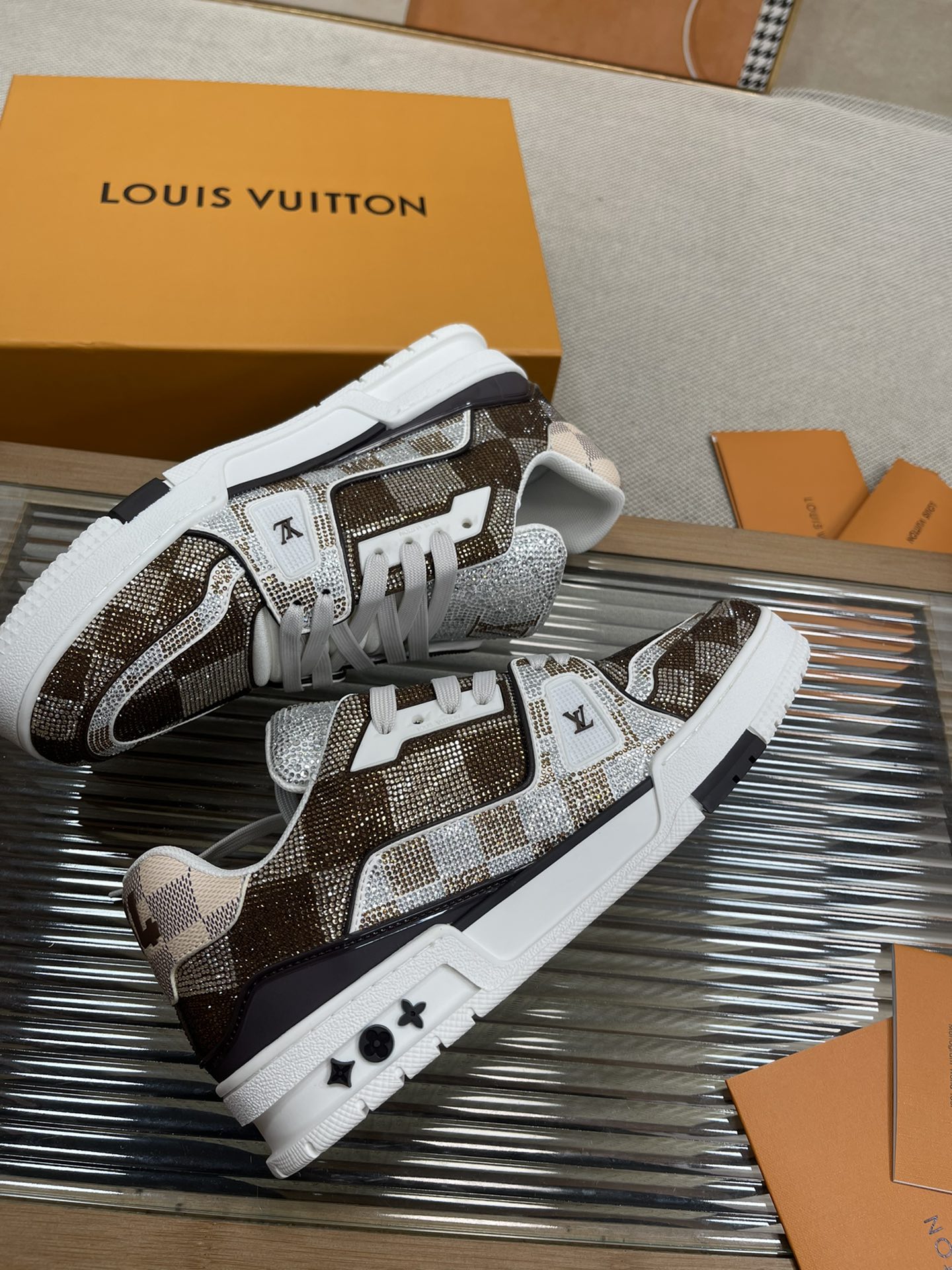 L0vis Vvtt0n Trainer Sneaker LV Brown For Women