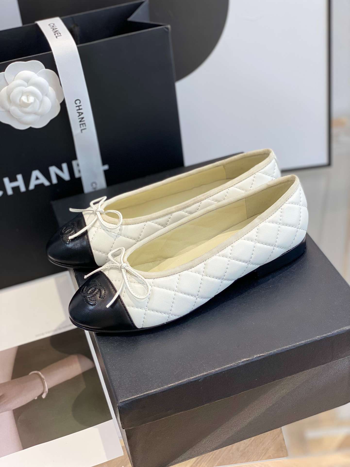 Ch**el Ballet Flats White For Women