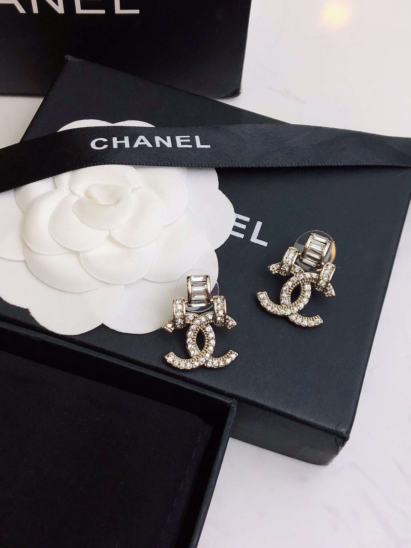 Ch**el Double C Earrings Gold For Women