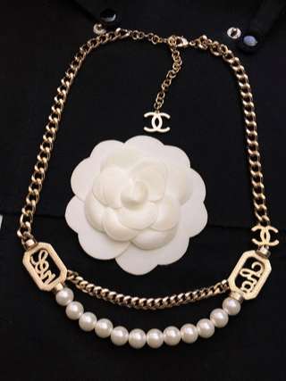 Ch**el Pearl Necklace Gold For Women