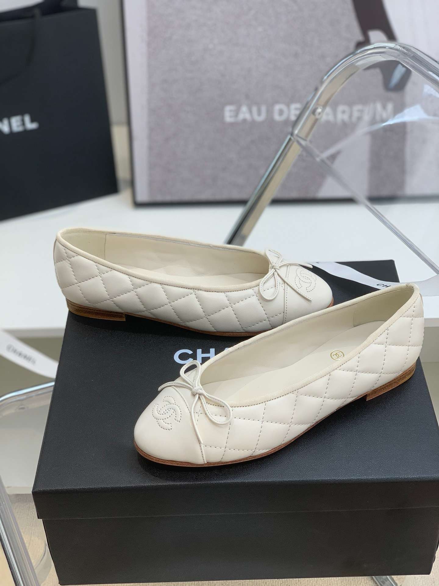 Ch**el Ballet Flats White For Women