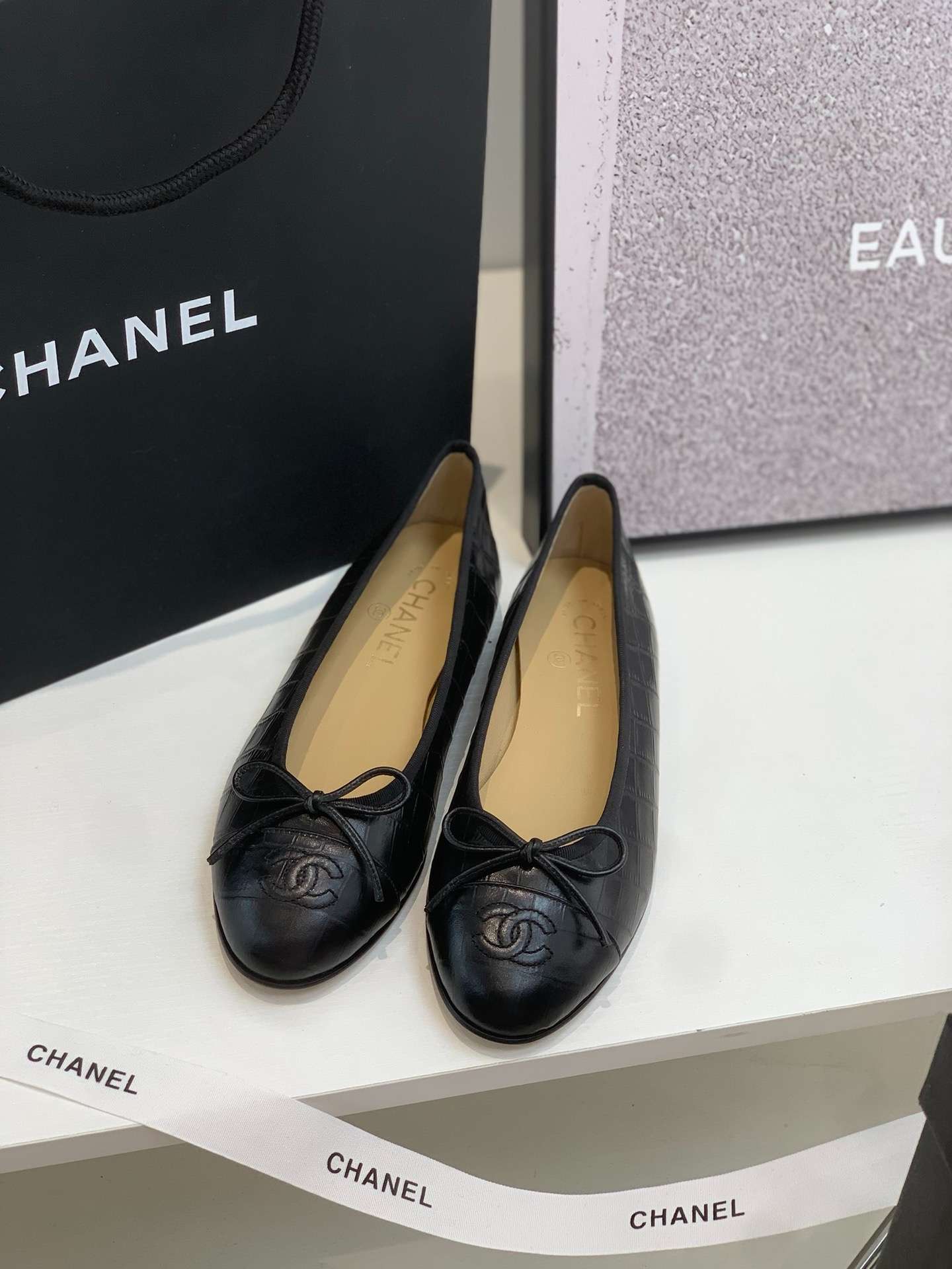 Ch**el Ballet Flats Black For Women