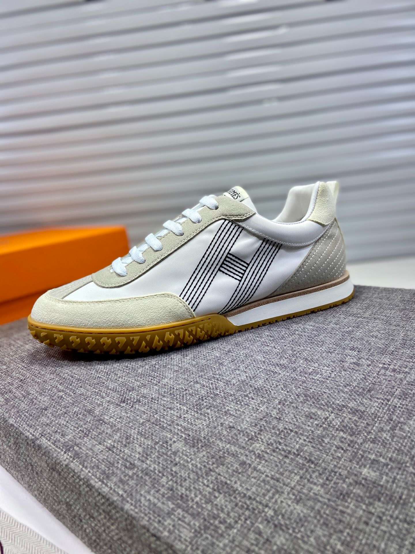 H**me5 Boomerang Sneaker White For Men