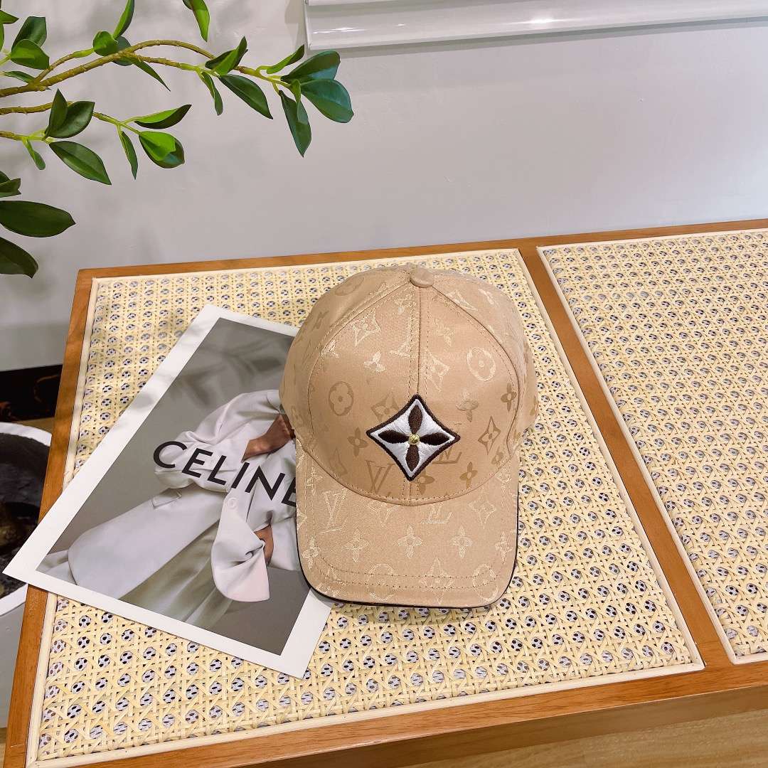 L0vis Vvtt0n Day Cap Gold For Women