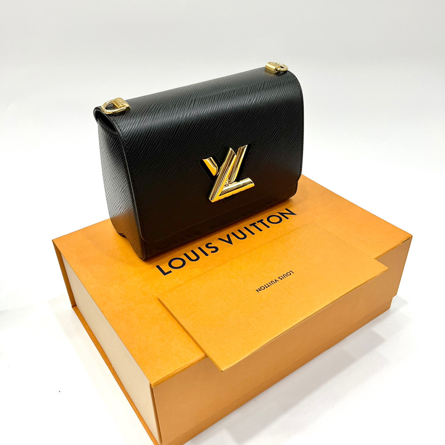 L0vis Vvtt0n Twist MM Epi Black For Women 9.4in/23cm