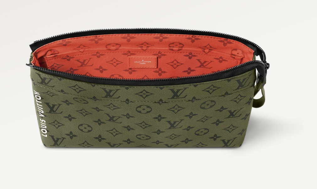 L0vis Vvtt0n Pochette Voyage Souple Bag For Men M82800- 12.6 Inches/ 32 Cm