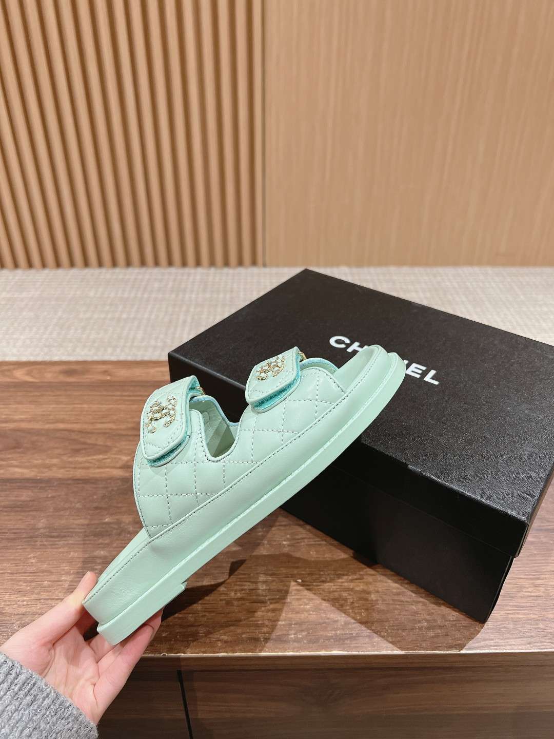 Ch**el Sandals With Ch**el Logo Jade Green For Women