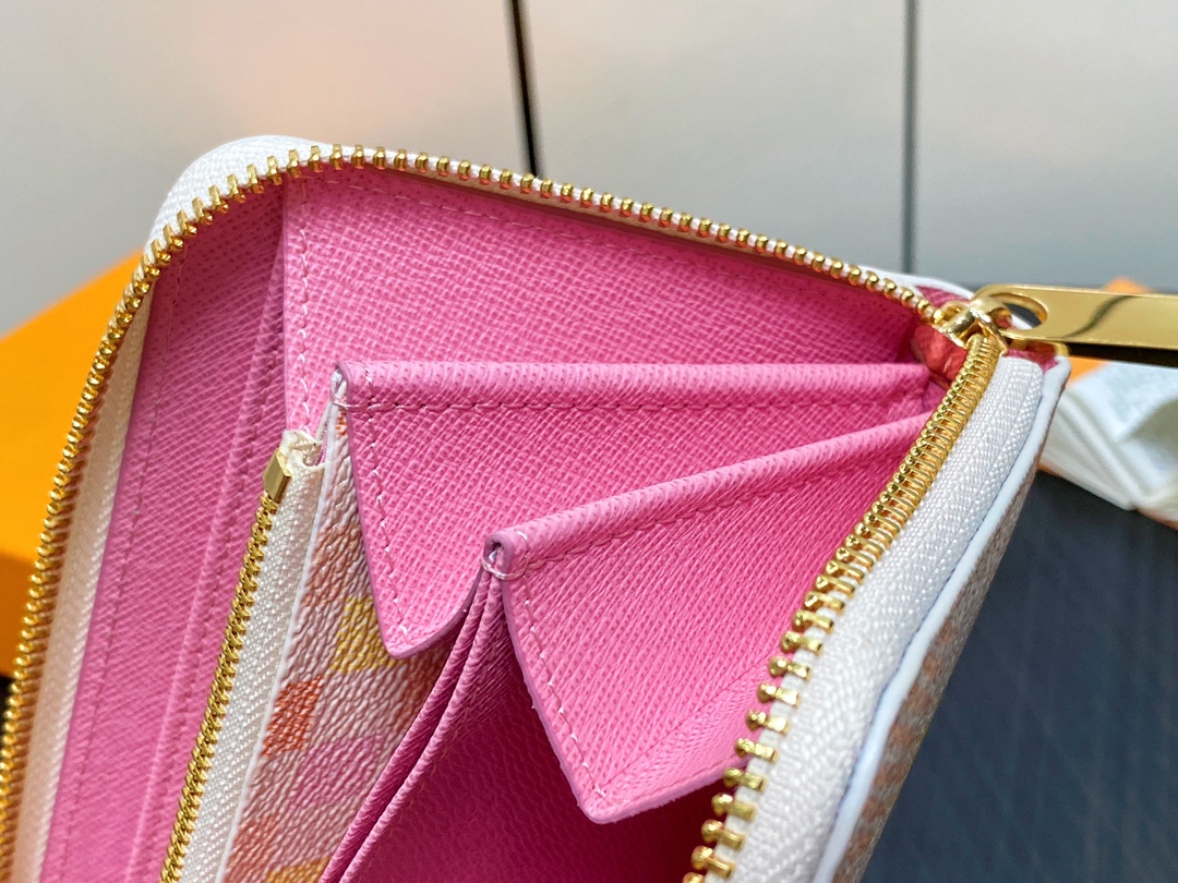 L0vis Vvtt0n Zippy Wallet White For Women 19.5cm / 7.7in N40748