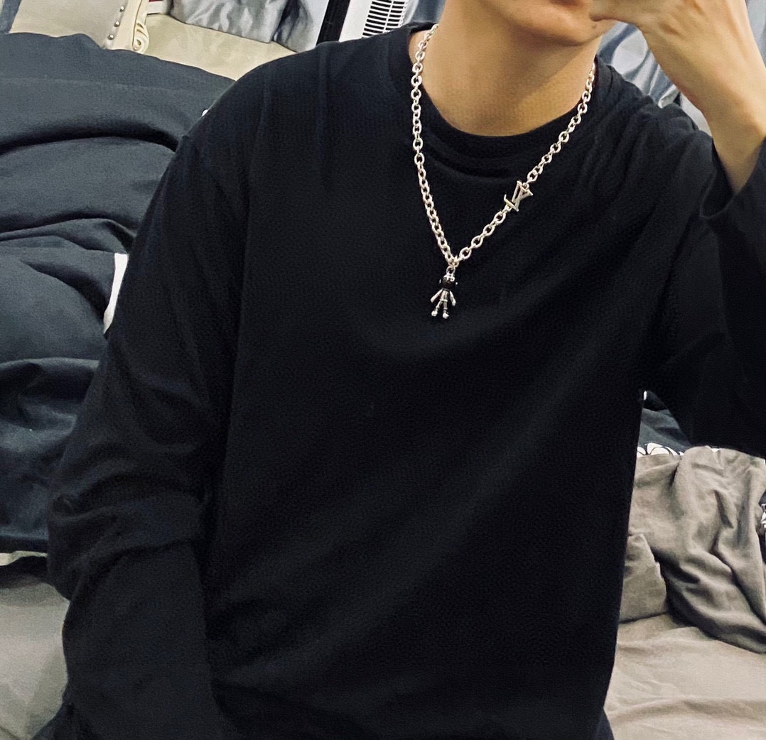 L0vis Vvtt0n Astronaut Necklace Silver For Women