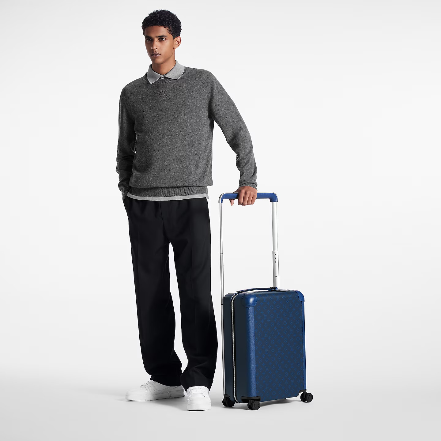 L0vis Vvtt0n Horizon 55 Suitcase Blue 21.7in/55cm M20183