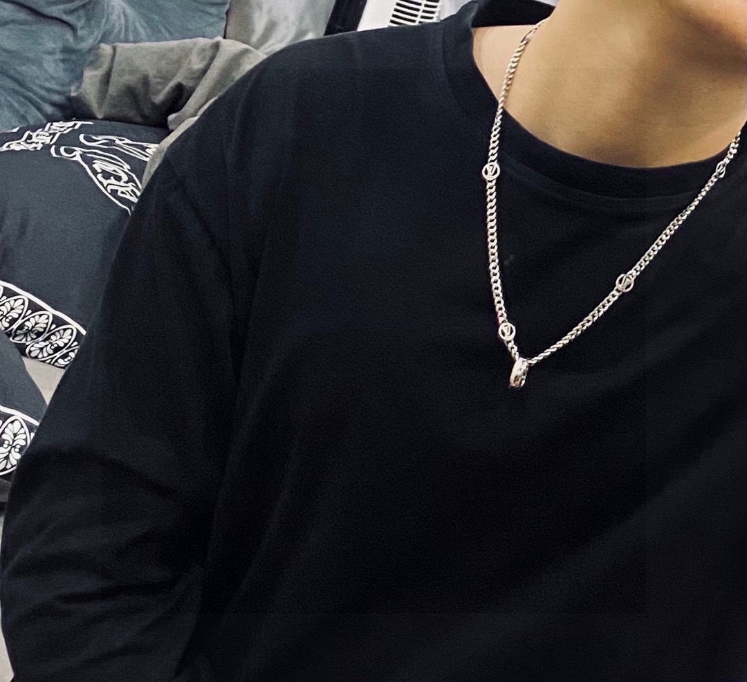 L0vis Vvtt0n Necklace Silver For Women