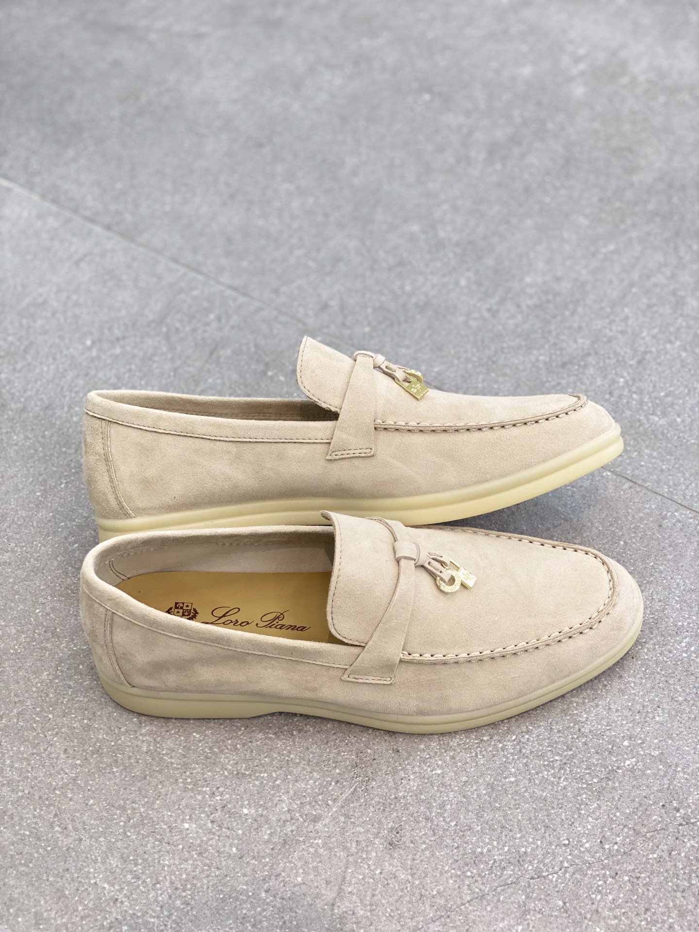 L0r0 P1ana Summer Charms Walk Loafers Beige For Women – FAE5444 2096