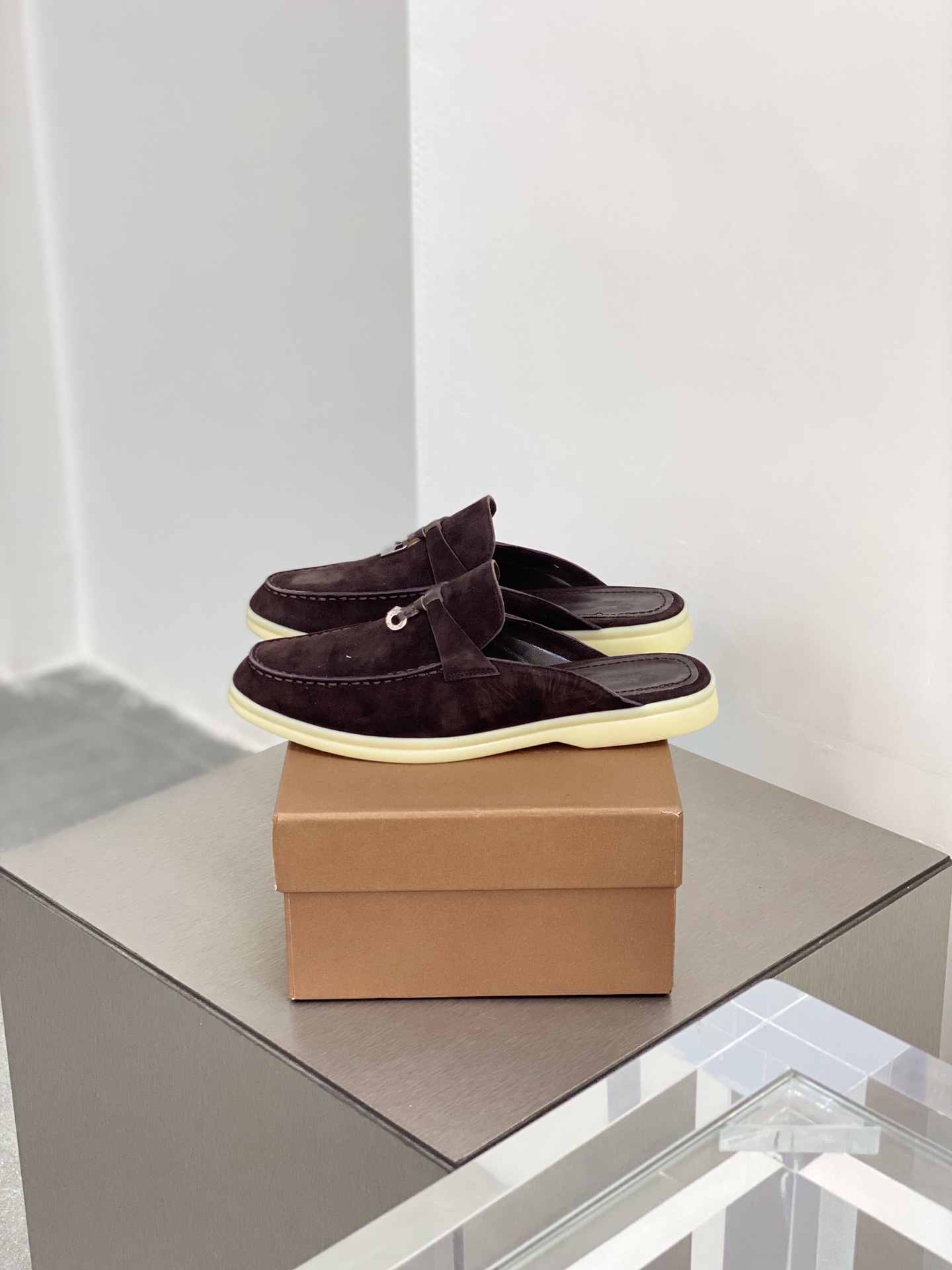 L0r0 P1ana Babouche Charms Walk Loafers Bright Amaranth For Women – FAI1543 K03I