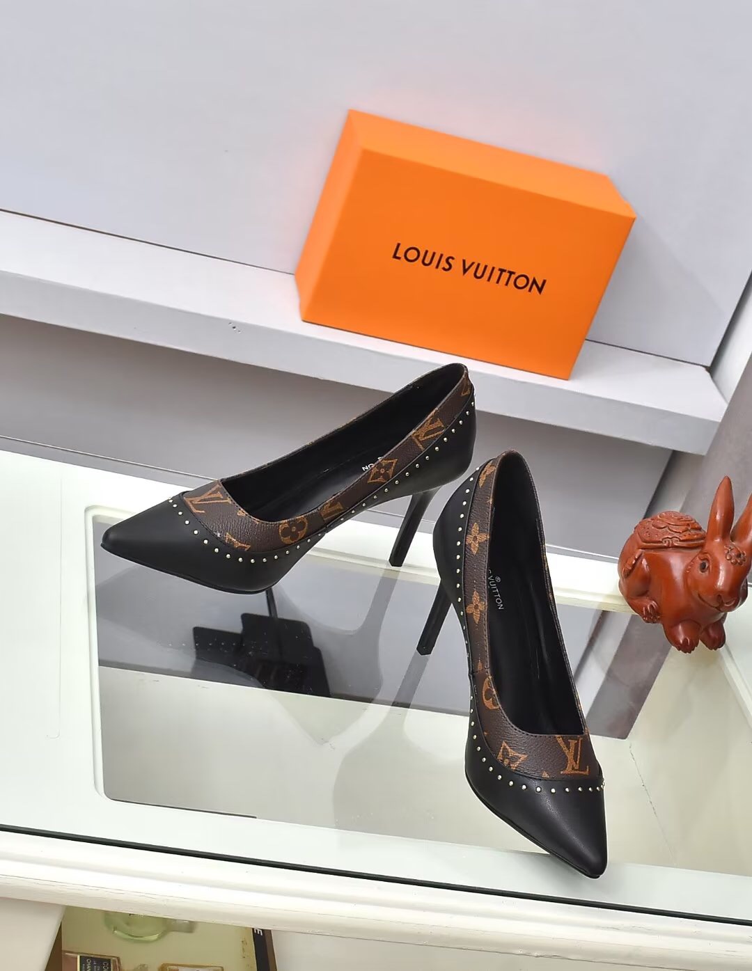 L0vis Vvtt0n Signature Pump Black For Women 9.5cm/3.7in 1AACFK