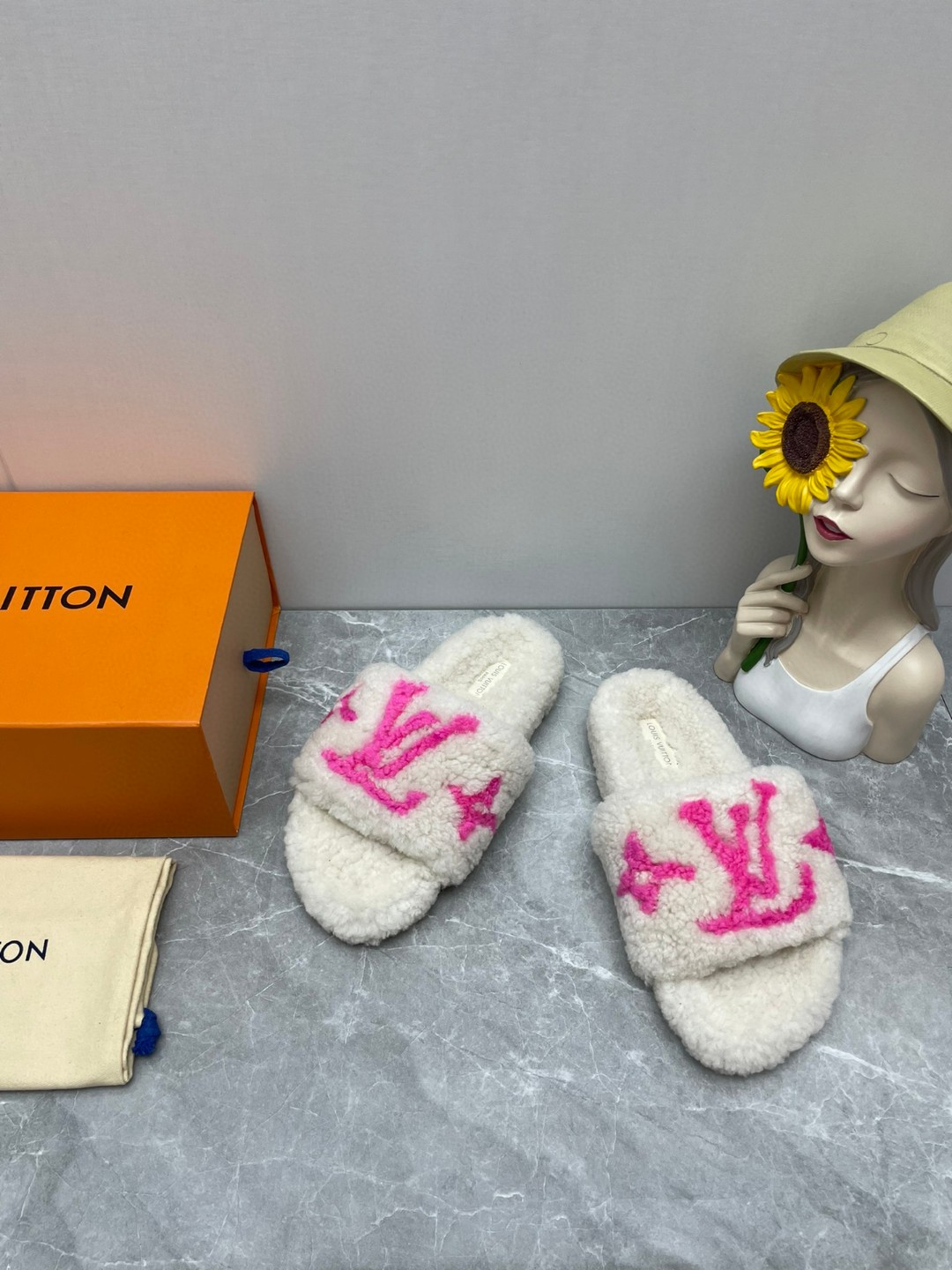 L0vis Vvtt0n Paseo Flat Comfort Mule Pink For Women