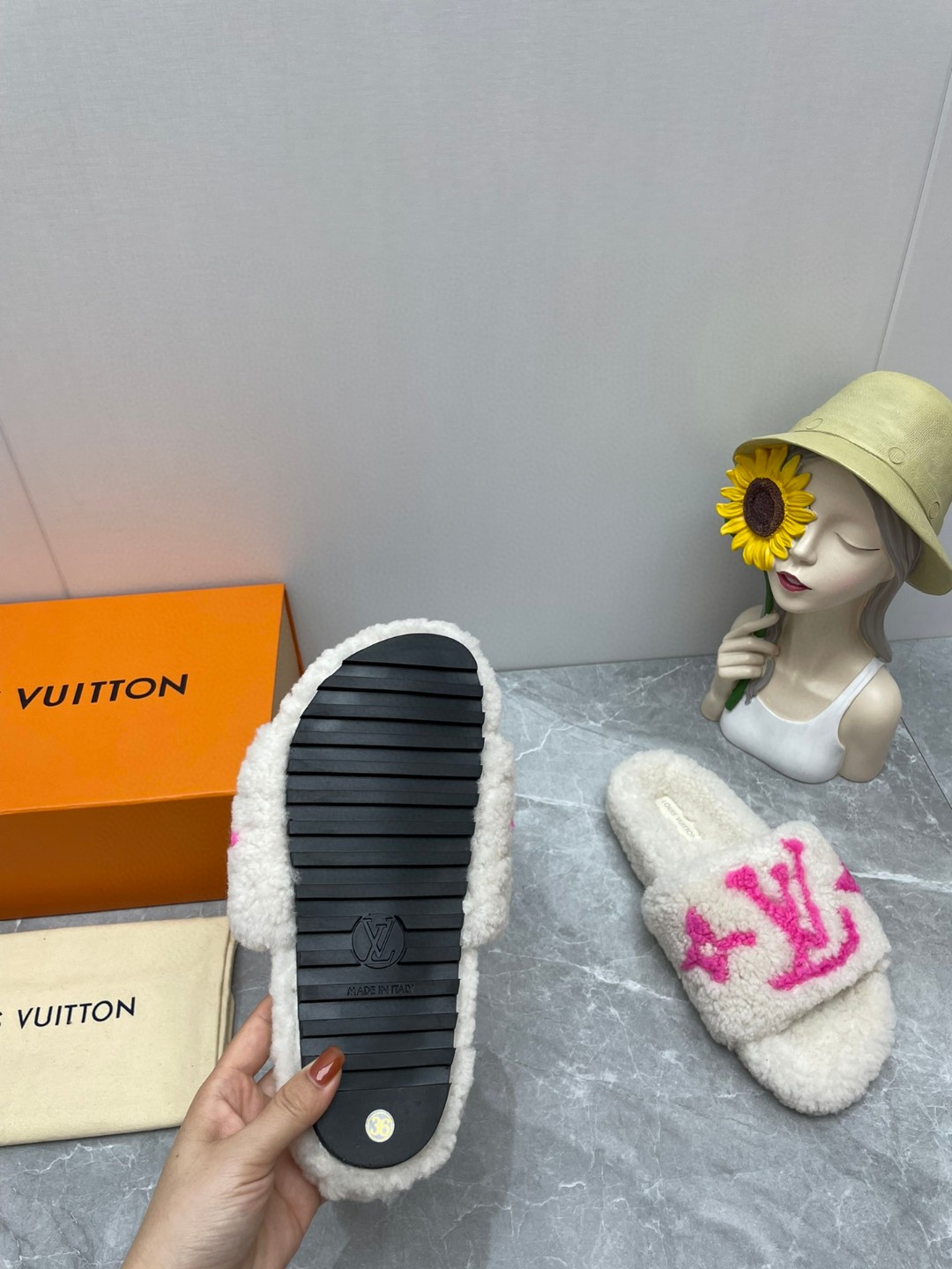 L0vis Vvtt0n Paseo Flat Comfort Mule Pink For Women