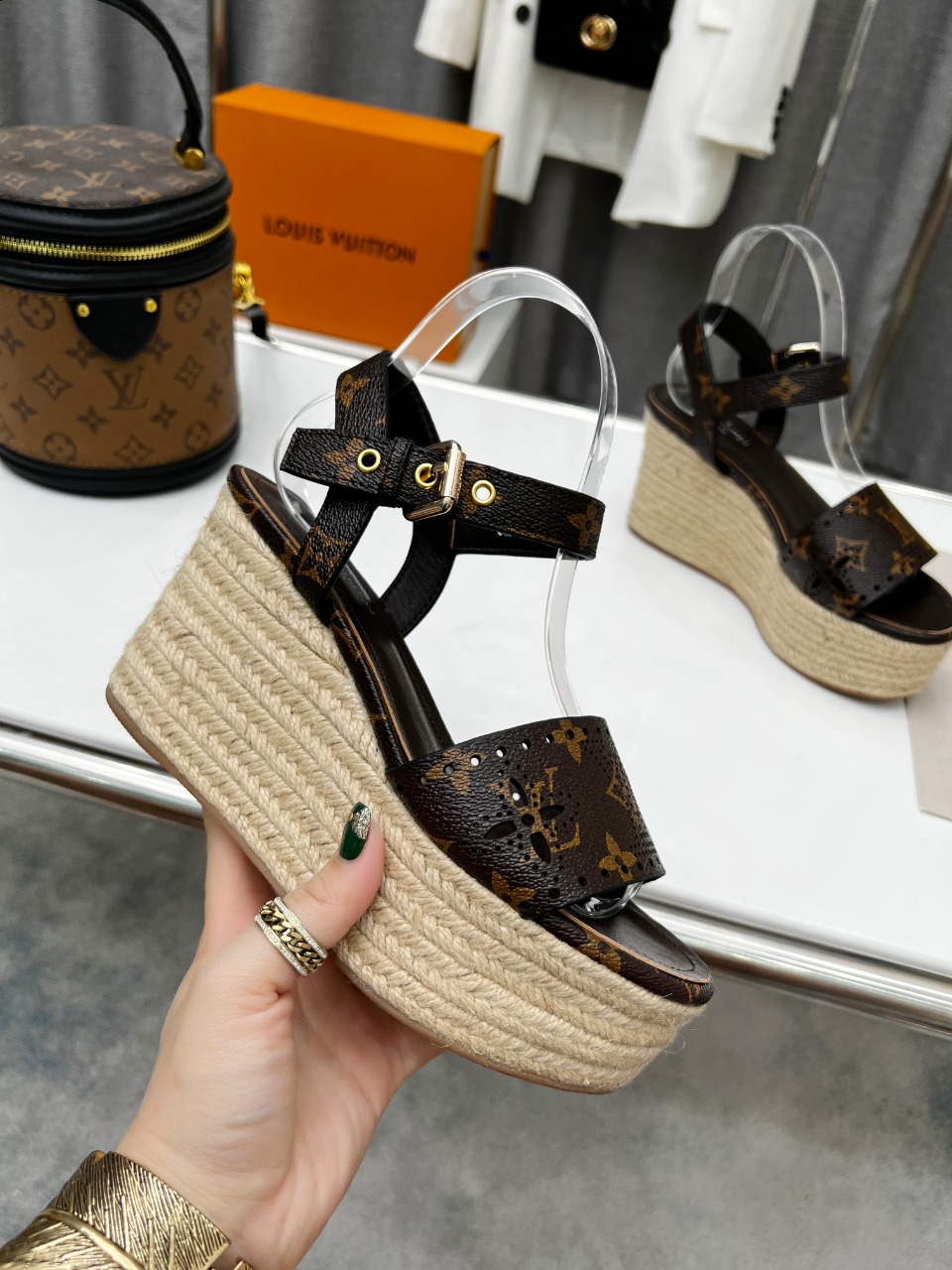 L0vis Vvtt0n Women’s Starboard Wedge Sandal Black And Brown For Women LV