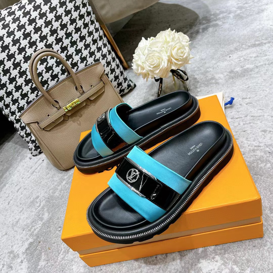 L0vis Vvtt0n Women’s Pool Pillow Flat Comfort Mule Blue For Women LV