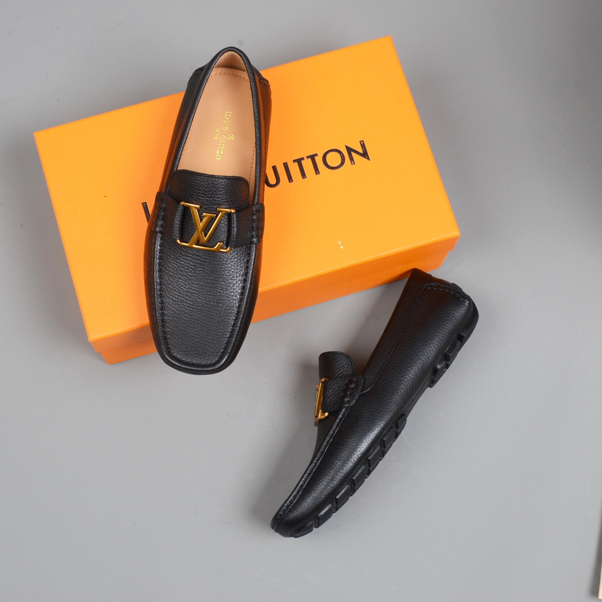 L0vis Vvtt0n Monte Carlo Mocassin Black For Men LV