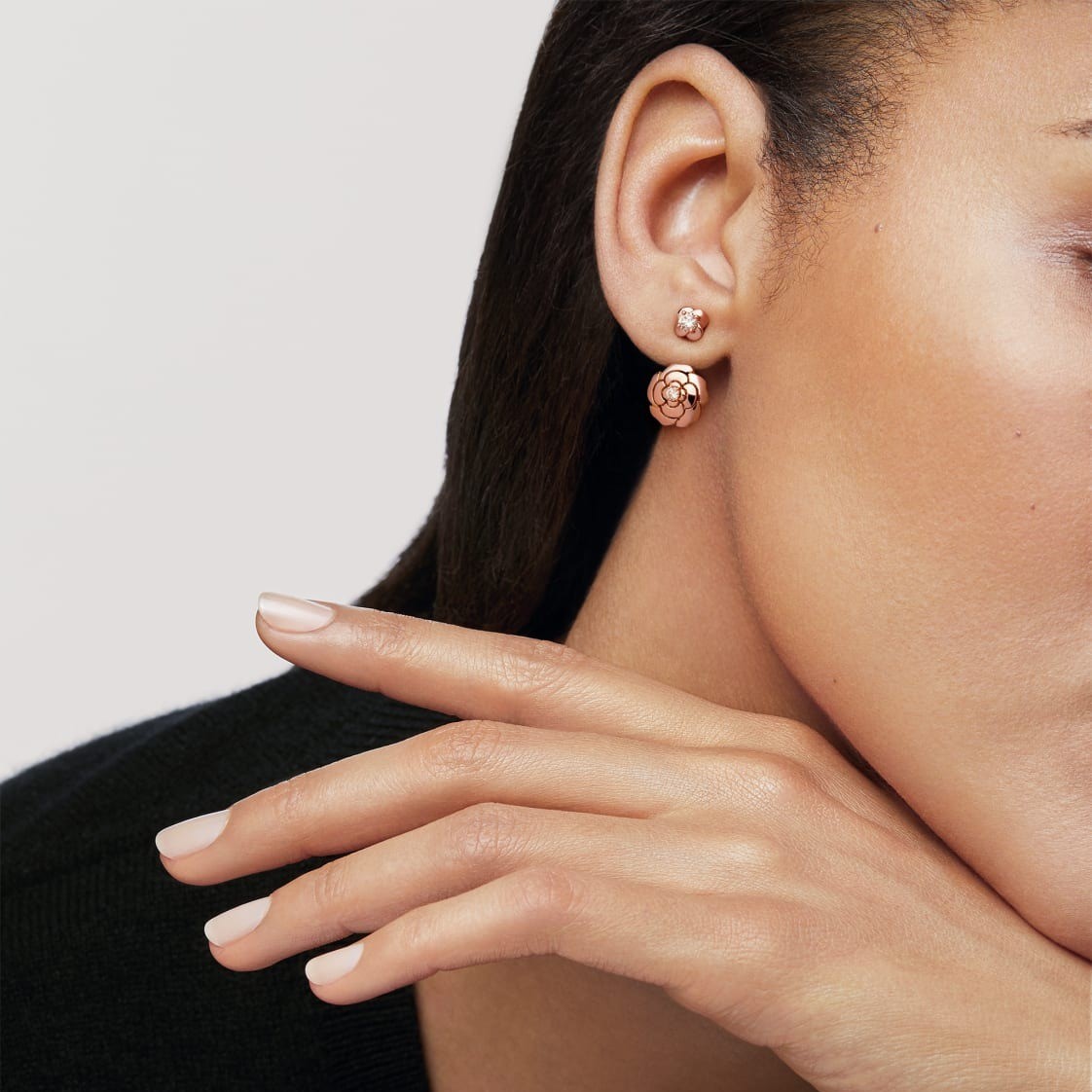 Ch**el Extrait De Camélia Single Earring Rose Gold For Women J12119