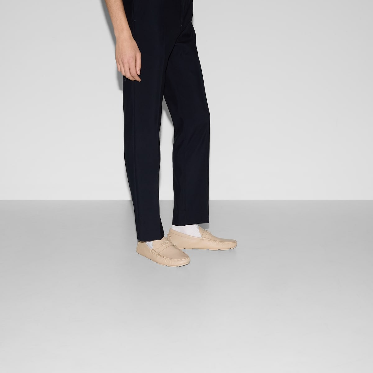 Gvc*1 Driver Loafer Oatmeal For Men 820658 AAEFR 9511