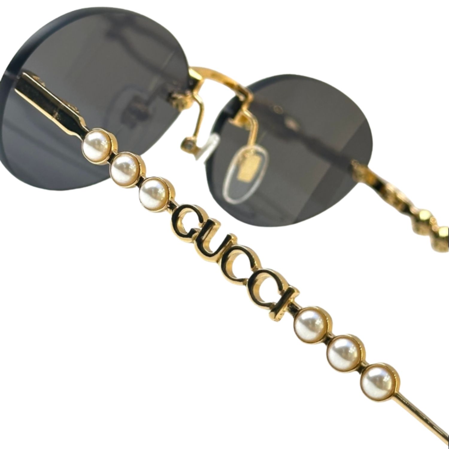 Gvc*1 Oval Frame Sunglasses Black With Gold Toned Metal Frame