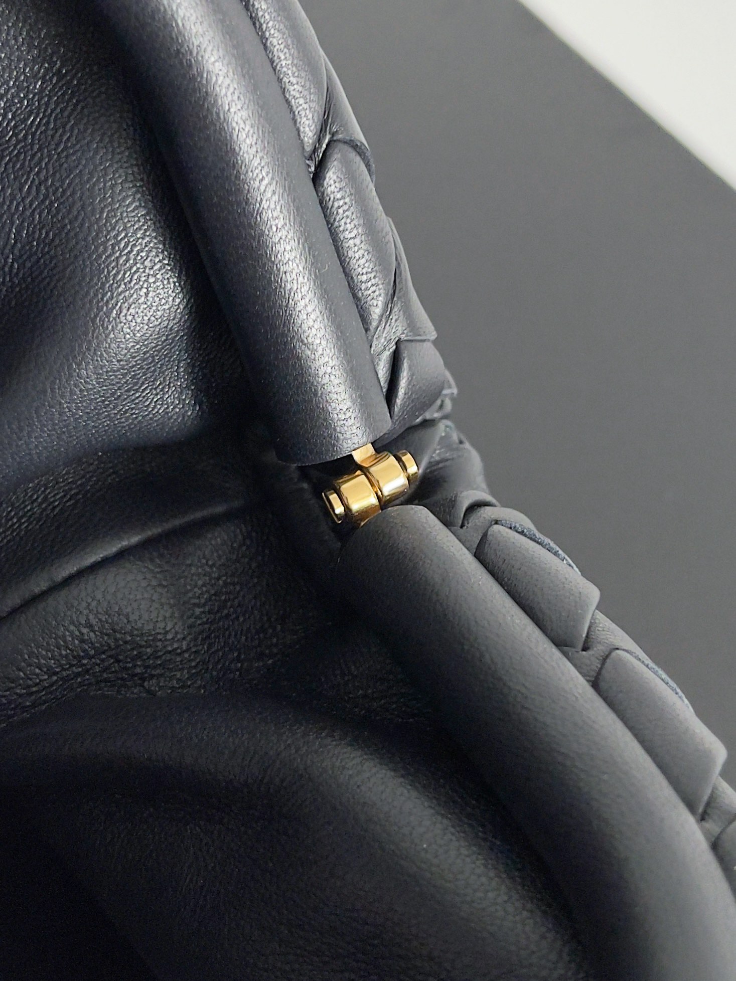 [True-to-ORIGINAL] B0tt*ga Ven*ta Small Lauren 1980 Black For Women 27cm/10.6in