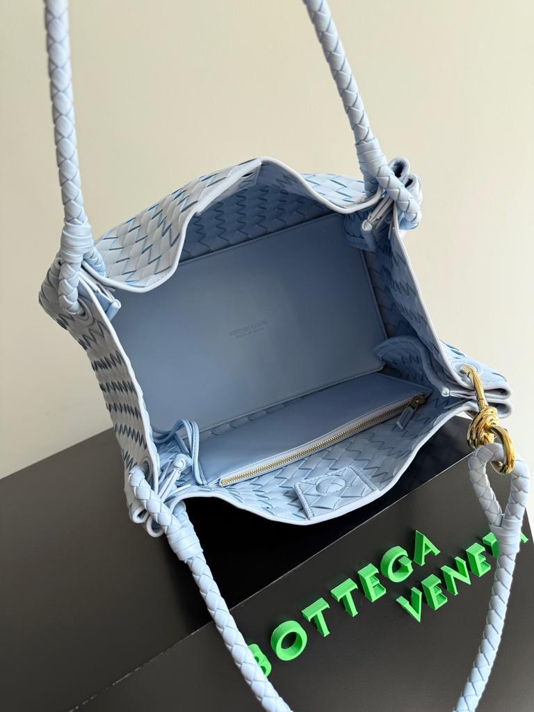 [True-to-ORIGINAL] B0tt*ga Ven*ta Large Parachute Lunar For Women 30cm/11.8in 796571VCPPT1441