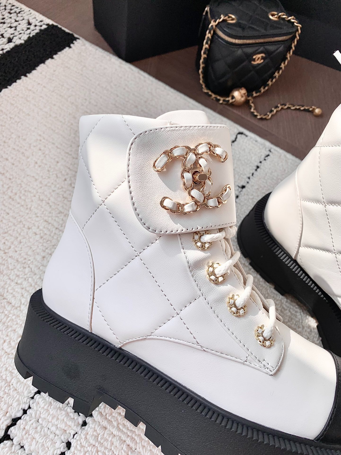 Ch**el Quilted Platform Ankle Boots White For Women