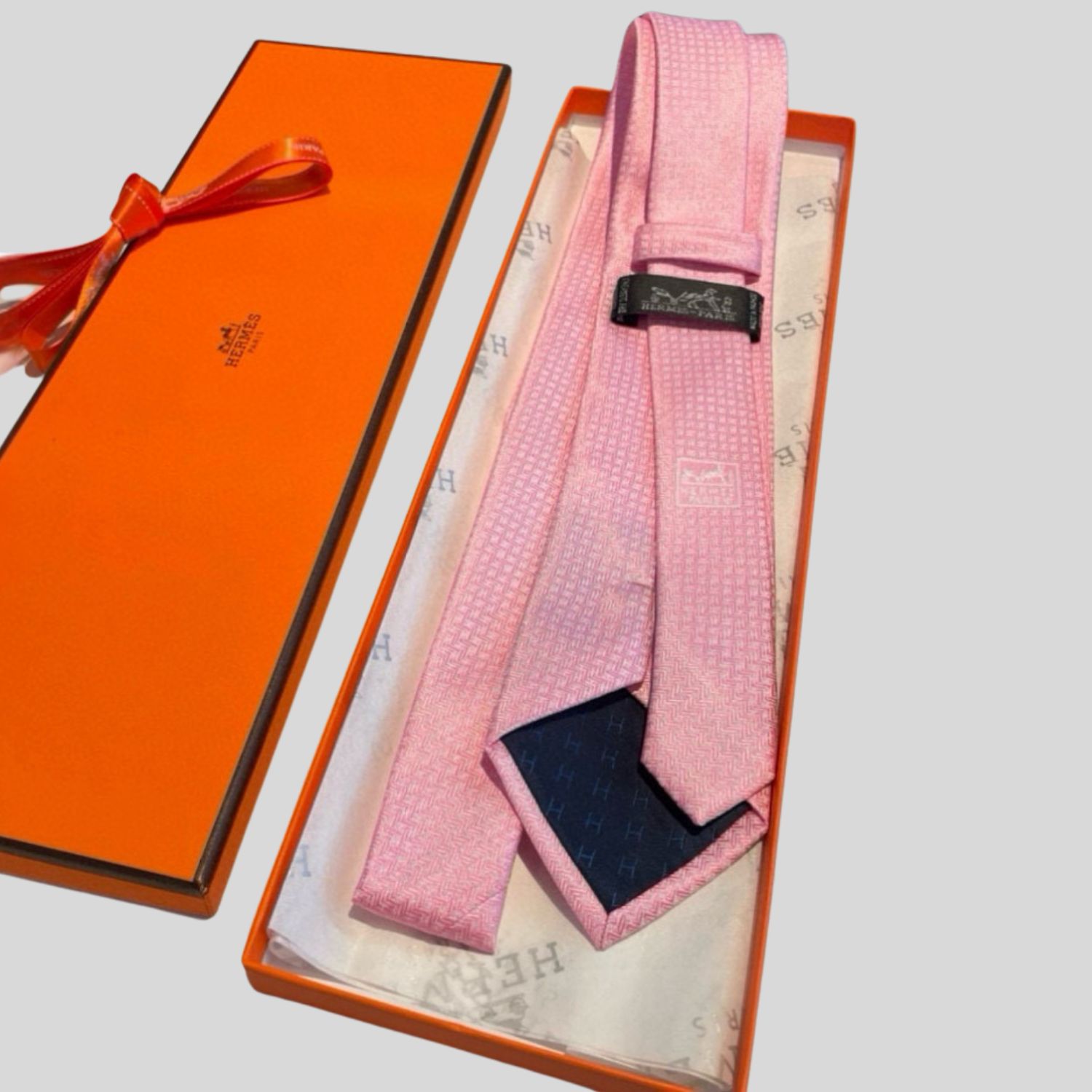 H**me5 Elegent Rose Silk Tie For Men