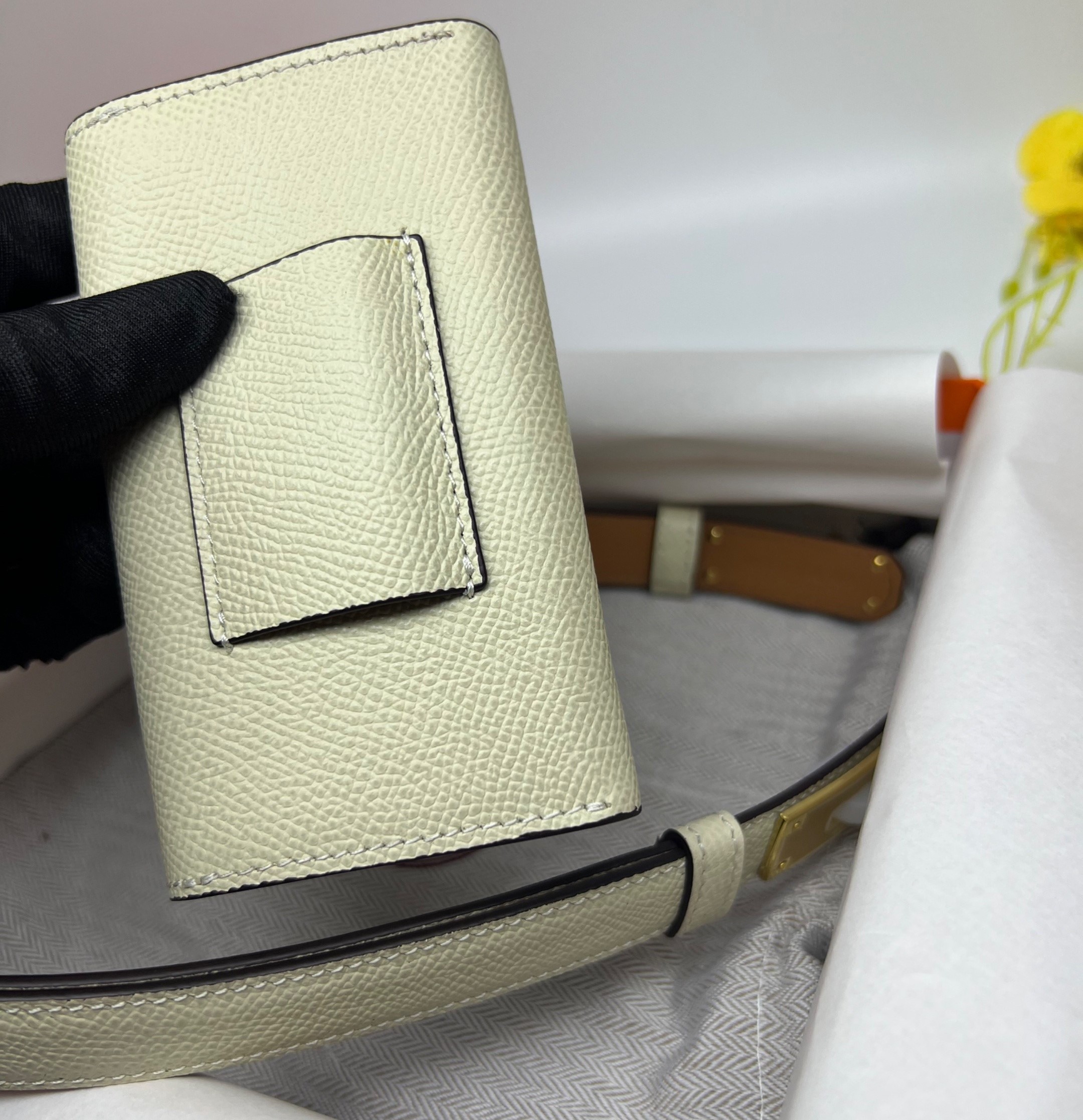 H**me5 Kelly Pocket 18 Belt Craie For Women