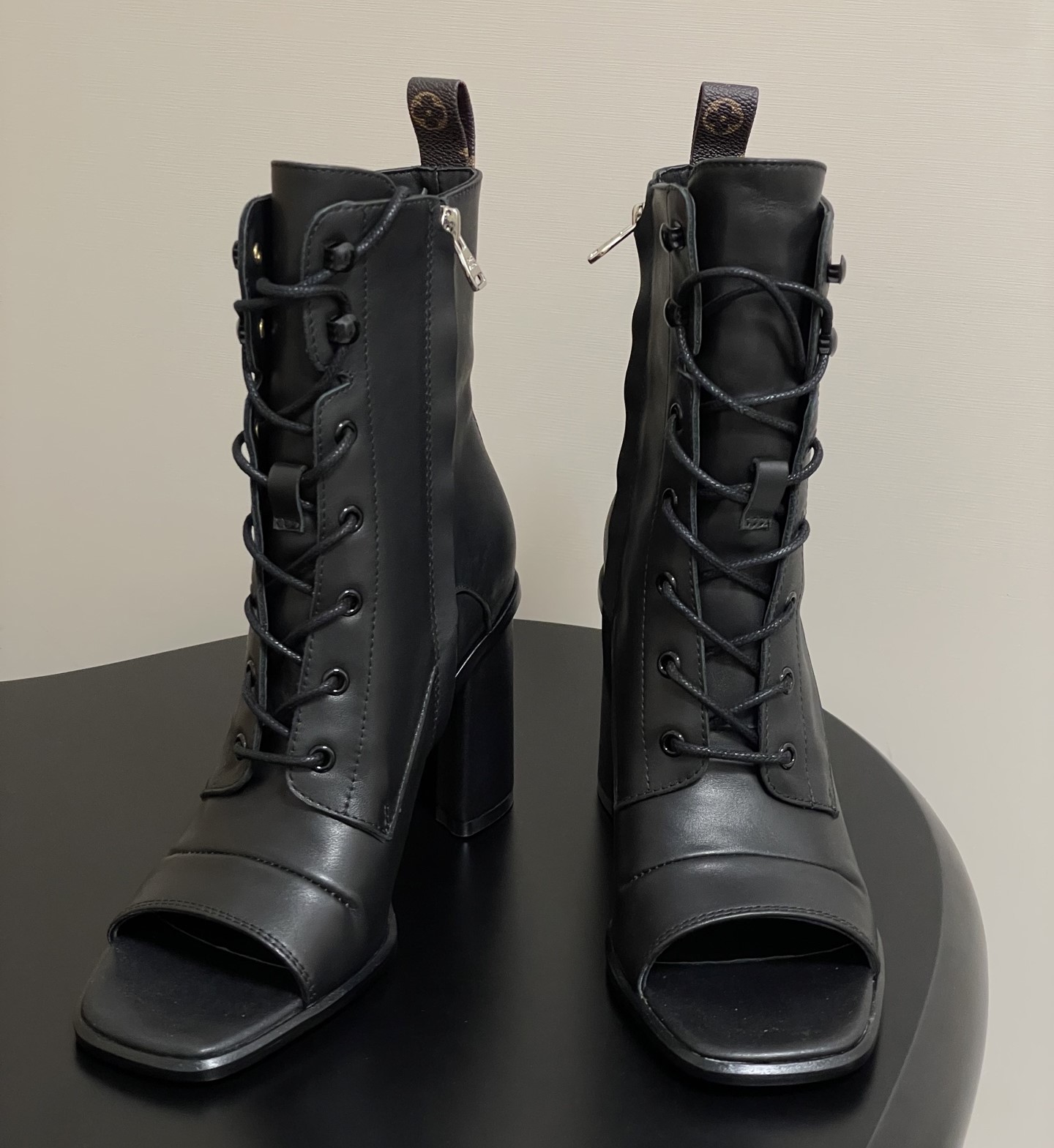 L0vis Vvtt0n Berlin Open Toe Ankle Boots Black For Women 1AIBRU