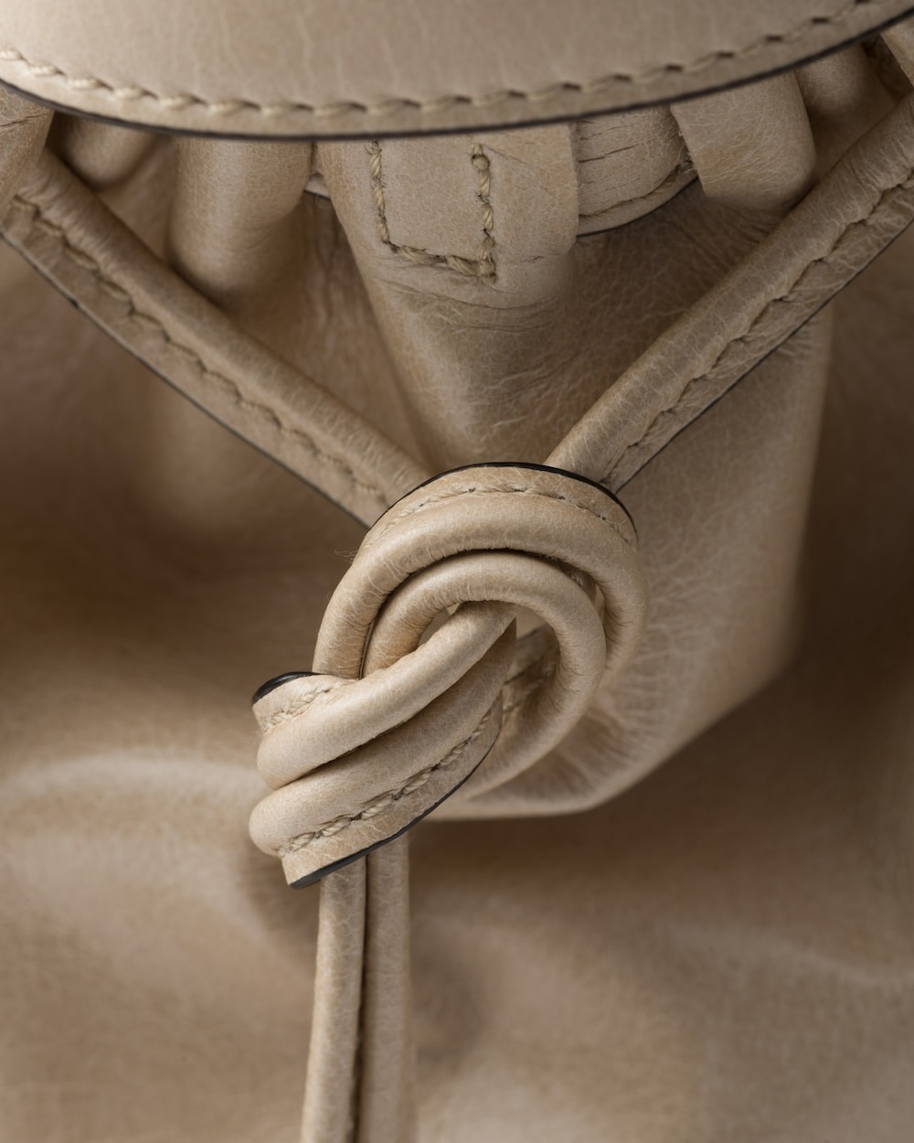 Pra*a Bonnie Large Handbag Bag Travertine 38cm/15in – 1BA433_2CYR_F03MV_V_MOO