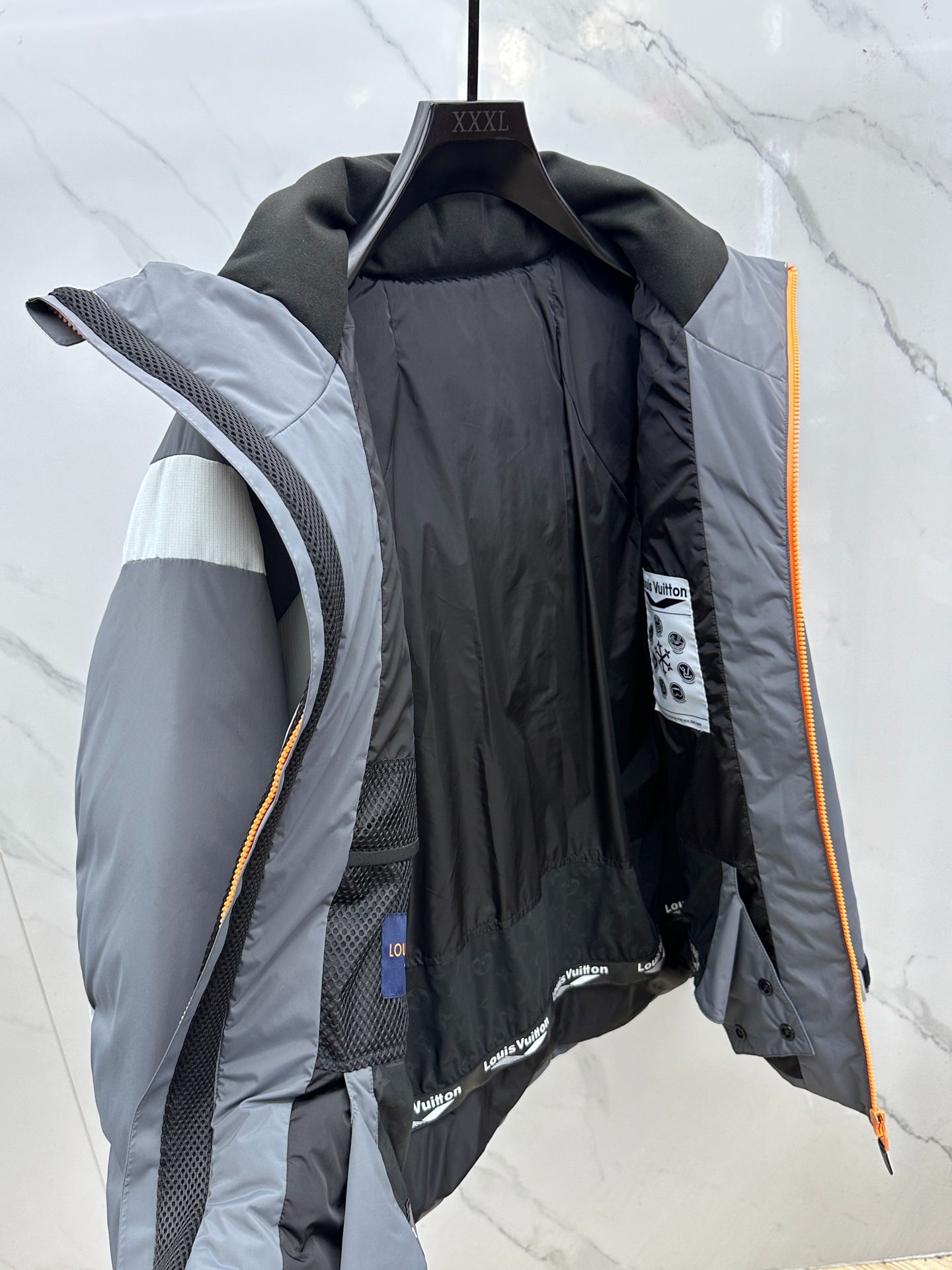 L0vis Vvtt0n Technical Down Ski Jacket Grey For Men – 1AGIQ7