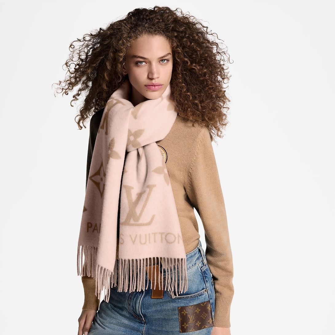 L0vis Vvtt0n Reykjavik Scarf Beige Rose For Women 74.8in/190cm M78908