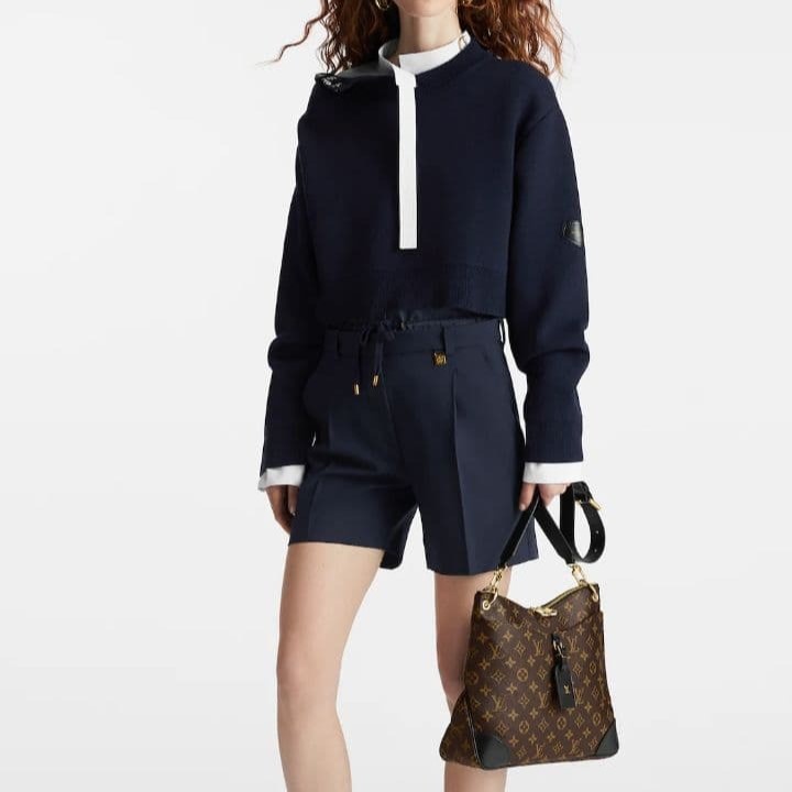 L0vis Vvtt0n Odeon MM Monogram Canvas Black For Women 12.2in/31cm M45352