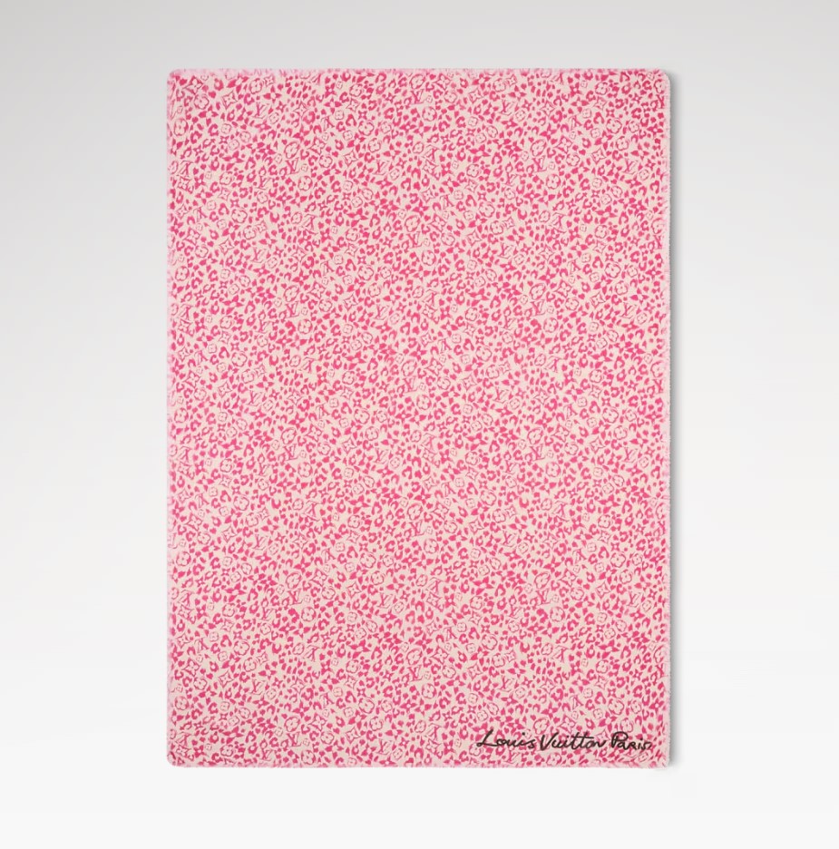 L0vis Vvtt0n LV Safari Stole For Women 72.8in/ 185cm Fuchsia M98154