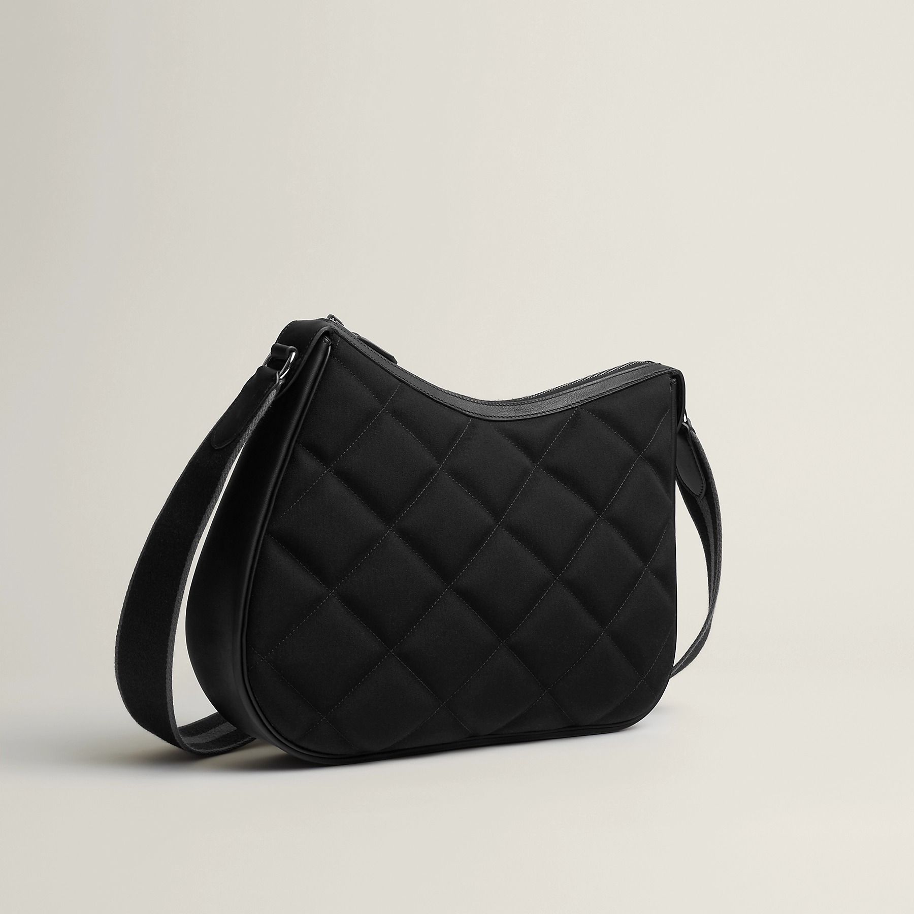 H**me5 Horseback Bag Noir For Men 37cm/14.6in – H085410CKAD